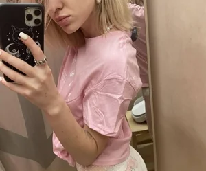 Moni